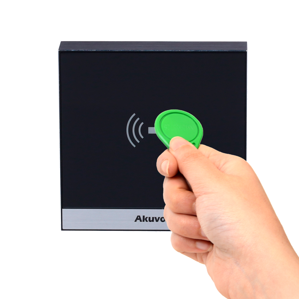 Controllo Accessi Akuvox IK07 Scheda EM/MF e NFC - 1 relè20.000 utenti - Wiegand 26/34Adatto per esterni IP65 - AK-A01S
